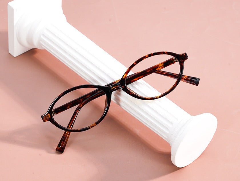 Gafas Transparentes Vintage – Elegancia que Habla por Ti